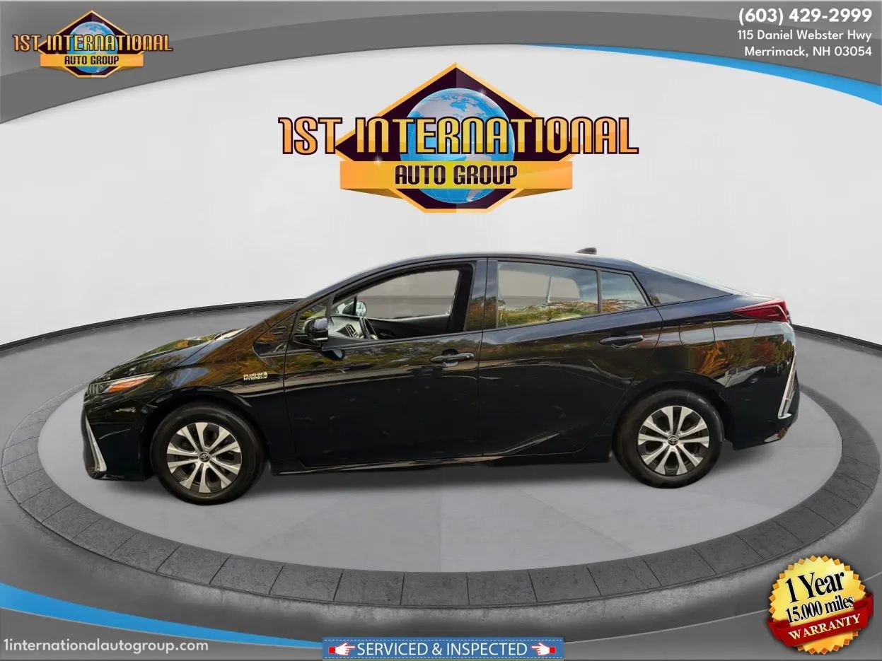 Used 2020 Toyota Prius Prime LE FWD image 5