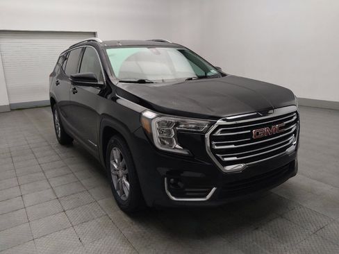 Used 2024 GMC Terrain SLT AWD/4WD image 13