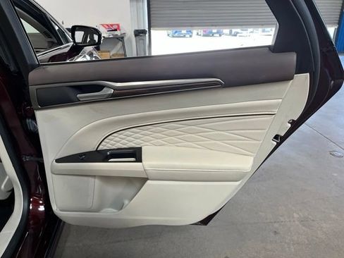 Used 2017 Ford Fusion Platinum FWD image 15
