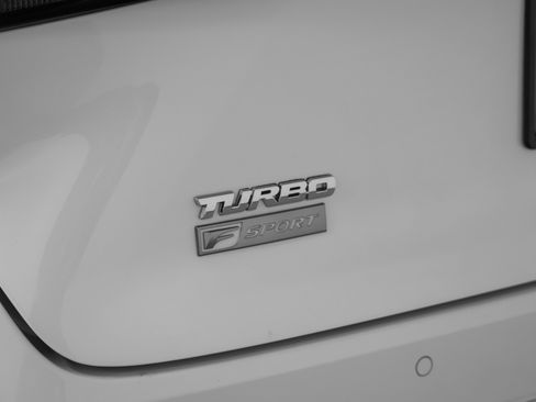 Used 2023 Lexus RX 500h F Sport image 18