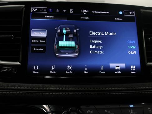 Used 2024 Chrysler Pacifica Limited FWD image 63