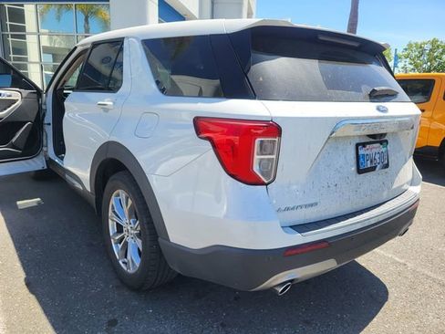 Used 2021 Ford Explorer Limited w/ Equipment Group 301A RWD image 3