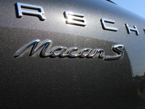 Used 2018 Porsche Macan S AWD/4WD image 14