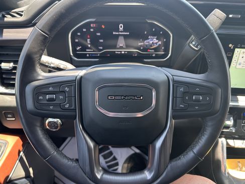 Used 2024 GMC Sierra 2500 Denali Ultimate image 23