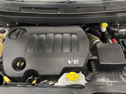 Used 2018 Dodge Journey GT w/ Nav & Sun Group AWD/4WD image 29