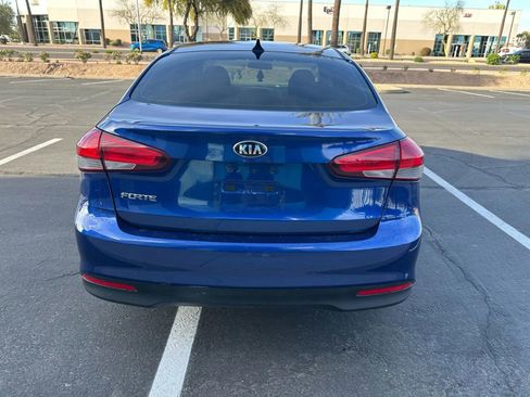 Used 2018 Kia Forte LX image 5
