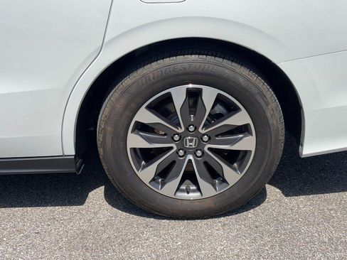 Used 2024 Honda Odyssey EX-L image 10