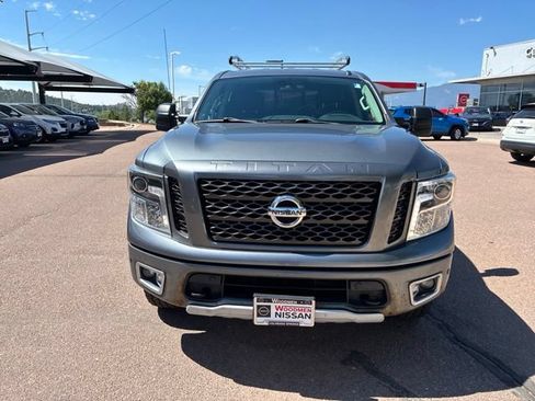 Used 2017 Nissan Titan PRO-4X AWD/4WD image 2