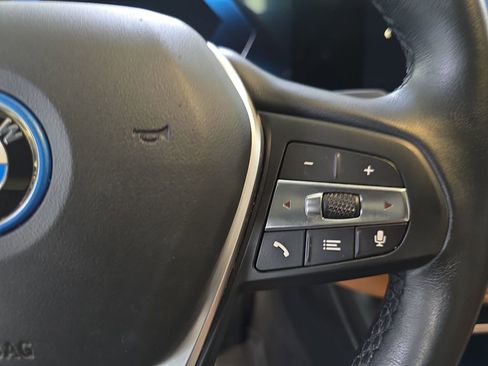 Used 2023 BMW i4 eDrive35 w/ Premium Package RWD image 21