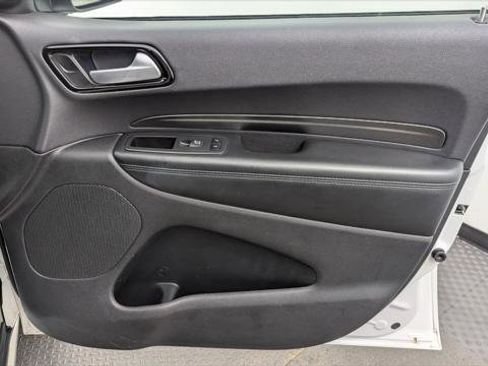 Used 2023 Dodge Durango SXT image 24