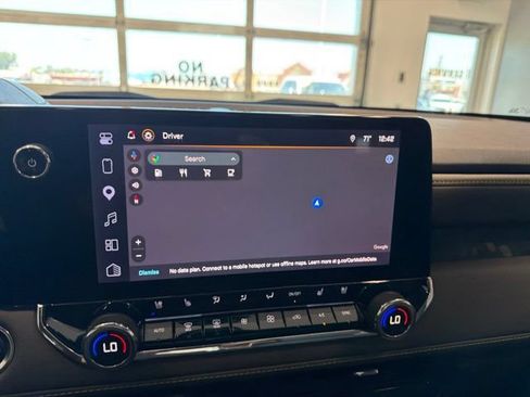 Used 2025 Chevrolet Colorado ZR2 AWD/4WD image 3