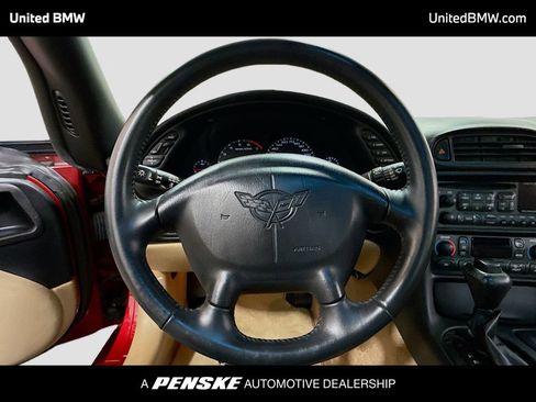 Used 2004 Chevrolet Corvette Coupe w/ Preferred Equipment Group image 6