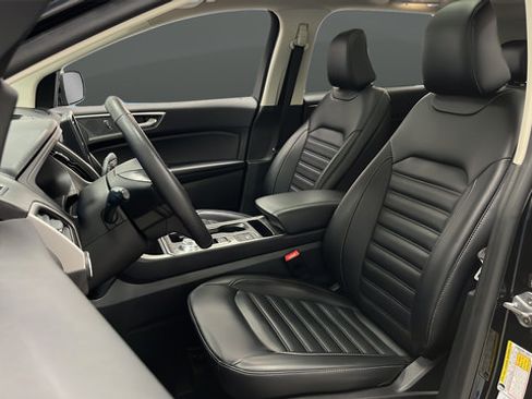 Used 2024 Ford Edge SEL w/ Convenience Package AWD/4WD image 9