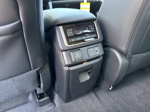New 2026 Subaru Ascent Bronze Edition AWD/4WD image 18