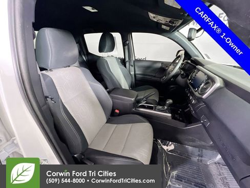 Used 2023 Toyota Tacoma TRD Off-Road image 17