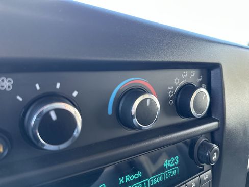 New 2025 GMC Savana 3500 w/ Power Convenience Package RWD image 18
