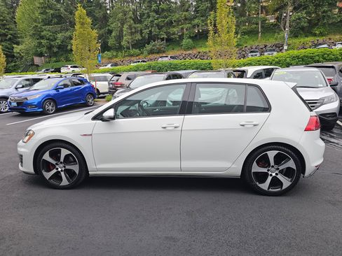 Used 2017 Volkswagen GTI S FWD image 4