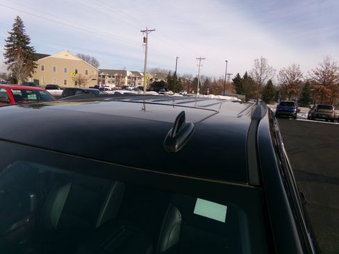 Used 2020 GMC Yukon SLT image 9