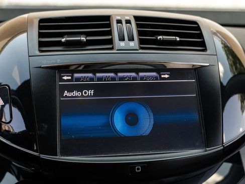 Used 2014 Toyota RAV4 EV FWD image 28