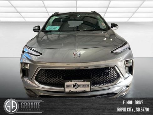 New 2026 Buick Encore GX Sport Touring image 8