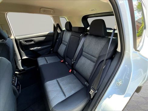 Certified 2026 Nissan Rogue SV AWD/4WD image 22