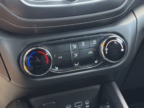 Used 2022 Chevrolet TrailBlazer ACTIV AWD/4WD image 16