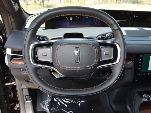 New 2027 Lincoln Navigator L Black Label AWD/4WD image 25
