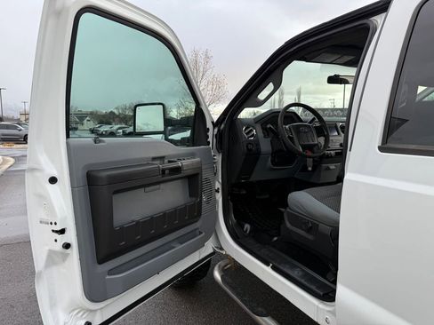 Used 2012 Ford F250 XLT AWD/4WD image 21