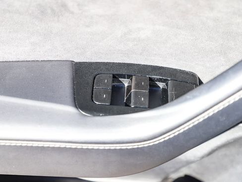 Used 2020 Tesla Model 3 Performance image 19