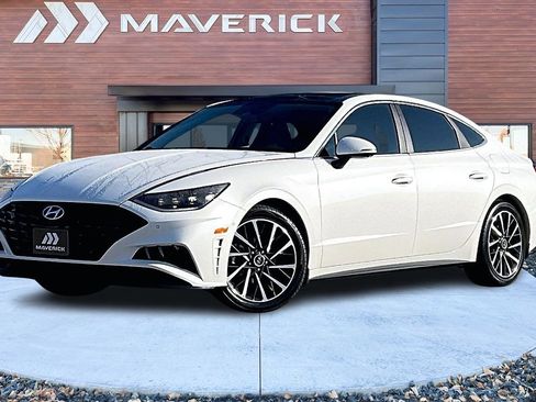 Used 2022 Hyundai Sonata Limited image 3