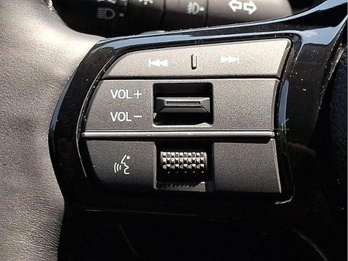 Used 2023 Honda Pilot Elite image 22