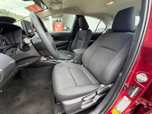 Used 2023 Toyota Corolla LE FWD image 5