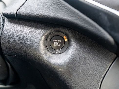 Used 2022 Jeep Cherokee Trailhawk image 21