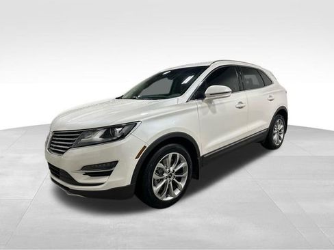 Used 2017 Lincoln MKC Select w/ Select Plus Package image 12