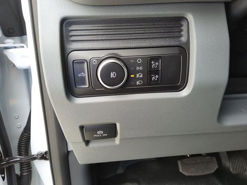 New 2026 Ford F450 XL w/ XL Chrome Package RWD image 8