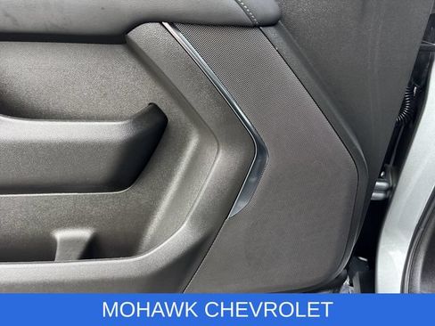 Used 2025 Chevrolet Tahoe LS AWD/4WD image 24