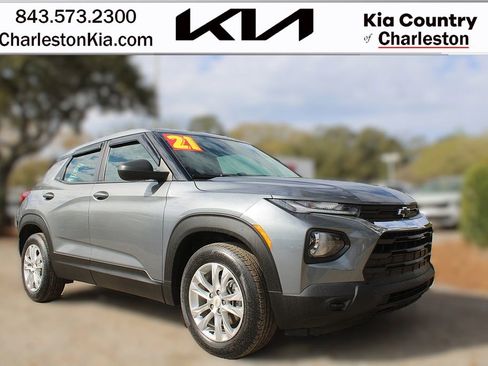 Used 2021 Chevrolet TrailBlazer LS image 1