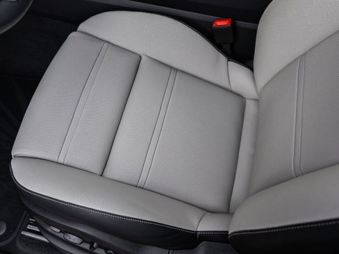 New 2026 Porsche Cayenne E-Hybrid image 27