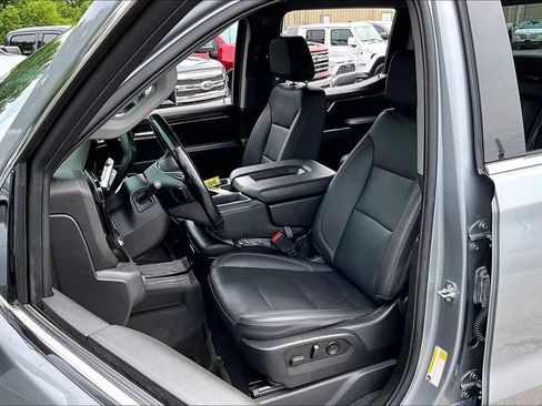 Used 2023 GMC Sierra 1500 SLT AWD/4WD image 23