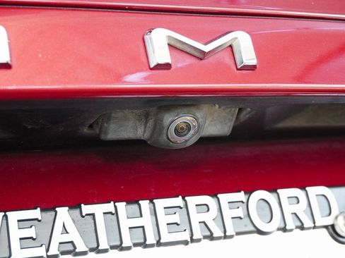 Used 2019 Toyota Camry XLE image 28