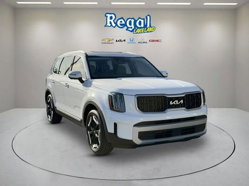 Certified 2025 Kia Telluride EX w/ EX Captain's Chair Package FWD image 1
