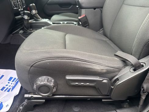 Used 2021 Jeep Wrangler Unlimited Sahara w/ Uconnect 4C Nav & Sound Group image 12