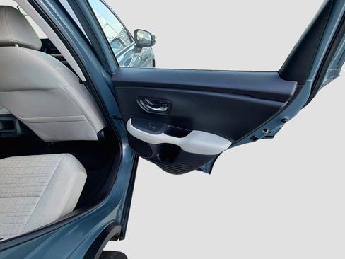 Certified 2024 Honda HR-V LX image 29