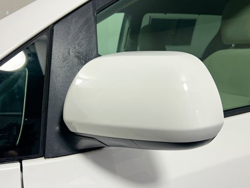 Used 2016 Toyota Sienna LE image 12