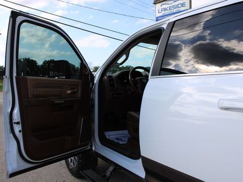 Used 2023 RAM 2500 Limited AWD/4WD image 10