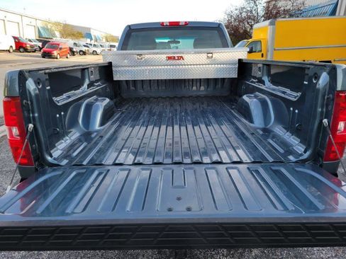 Used 2013 Chevrolet Silverado 1500 W/T AWD/4WD image 8