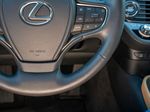 Used 2024 Lexus LS 500 500 Base image 24