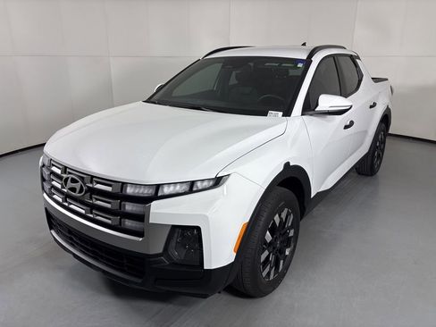 Used 2025 Hyundai Santa Cruz SEL AWD/4WD image 4