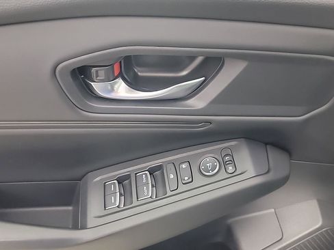 Certified 2024 Honda Accord EX image 29