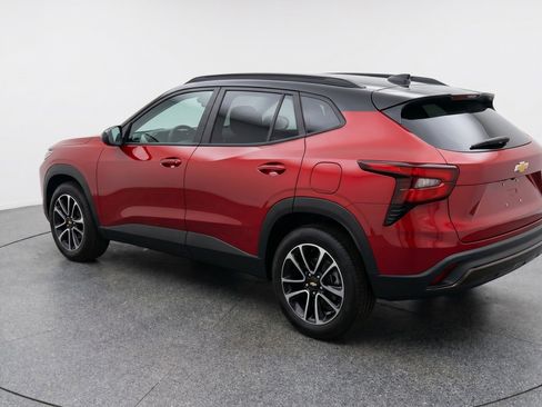 Used 2025 Chevrolet TrailBlazer LT FWD image 6